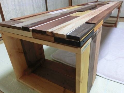 廃材リユースdiy 我が家のリビングテーブルは凸凹オリジナル天板家具 暮らしニスタ