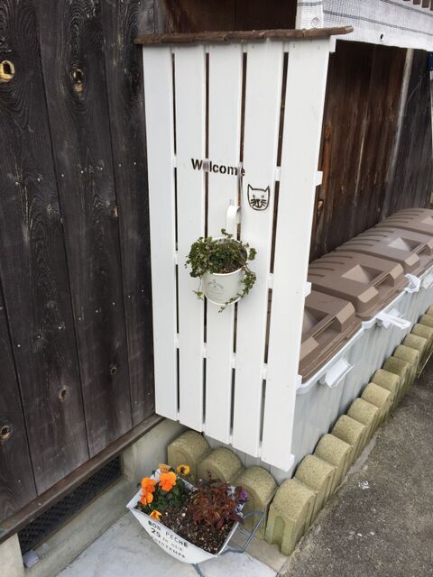 スノコで簡単にdiy ゴミ箱を目隠し 暮らしニスタ スノコで簡単にdiy ゴミ箱を目隠し 暮らしニスタ