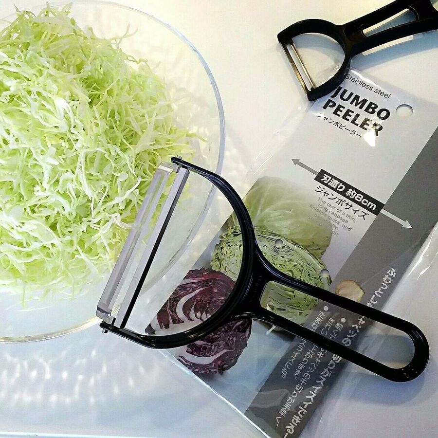 ふわふわの千切りキャベツはコレで手早く セリアのジャンボピーラーがいい 暮らしニスタ ふわふわの千切りキャベツはコレで手早く セリアのジャンボピーラーがいい 暮らしニスタ