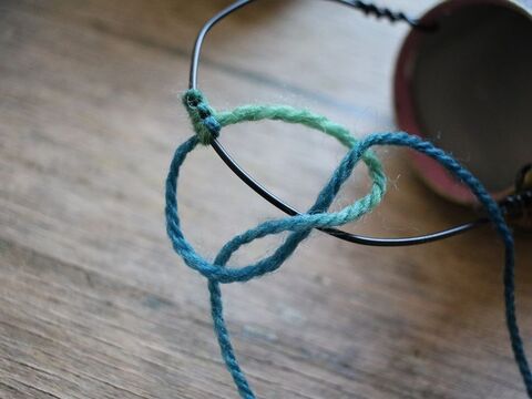 結んでアレンジ リメ缶バッグ持ち手のオシャレ度up 暮らしニスタ 結んでアレンジ リメ缶バッグ持ち手のオシャレ度up 暮らしニスタ