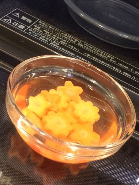 お弁当やおかずに便利な彩り 花型にんじん 暮らしニスタ お弁当やおかずに便利な彩り 花型にんじん 暮らしニスタ