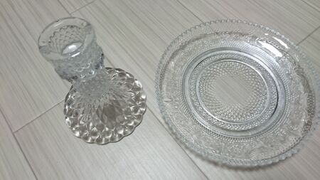 ダイソーキャンドルホルダーとセリアのガラス皿でケーキスタンド 暮らしニスタ ダイソーキャンドルホルダーとセリアのガラス皿でケーキスタンド 暮らしニスタ