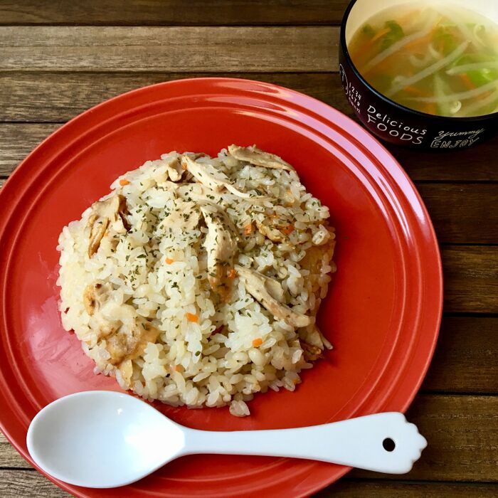 コストコのグリルチキンレッグをリメイク♪炊き込みピラフ&野菜スープ
