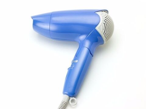 身近にあるもので簡単に シールをきれいに剥がす方法5選 暮らしニスタ 身近にあるもので簡単に シールをきれいに剥がす方法5選 暮らしニスタ