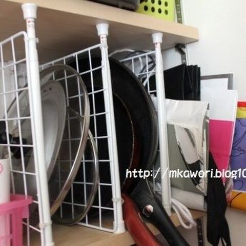 どんな場所でも自由自在 突っ張り棒で棚をつくるアイデア23選 暮らしニスタ どんな場所でも自由自在 突っ張り棒で棚をつくるアイデア23選 暮らしニスタ