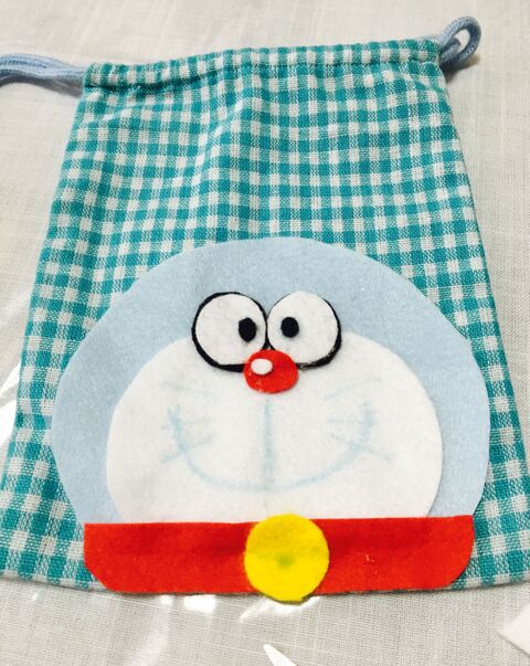 入学準備 オール100均 手作りアップリケで差を付けよう オリジナル巾着の作り方 暮らしニスタ 入学準備 オール100均 手作りアップリケで差を付けよう オリジナル巾着の作り方 暮らしニスタ