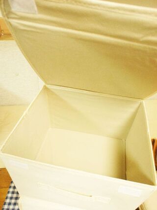 スッキリ収納 ダイソー ナチュラルな布製 フタ付 収納box 暮らしニスタ