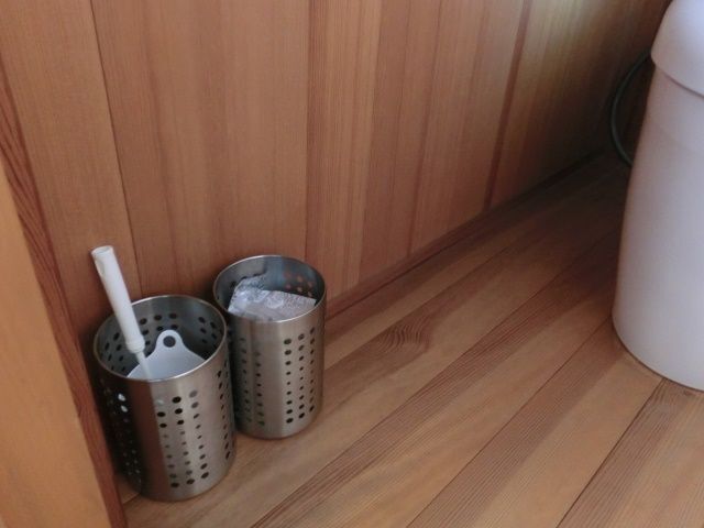 ニトリのキッチンアイテムが 我が家のトイレ掃除道具収納にピッタリ 暮らしニスタ