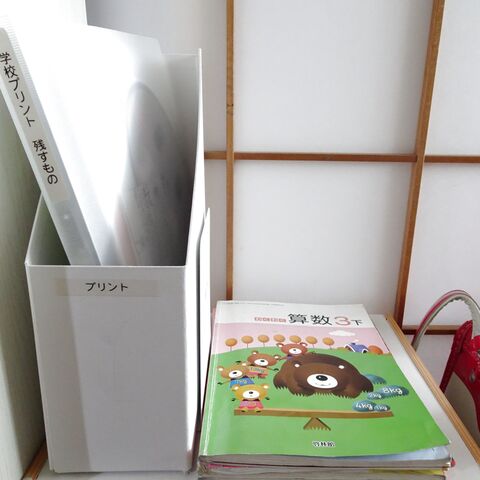 捨てられない 子どもによりそう 学校プリントの片づけ法 暮らしニスタ