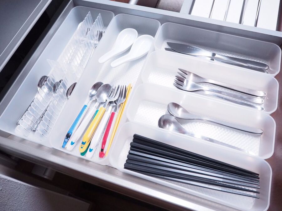 無印 Ikeaのプチプラアイテムでカトラリー収納をすっきり改善 暮らしニスタ