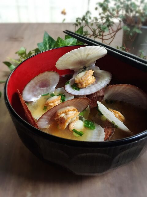 今が旬 殻付きベビーホタテでお味噌汁 暮らしニスタ 今が旬 殻付きベビーホタテでお味噌汁 暮らしニスタ