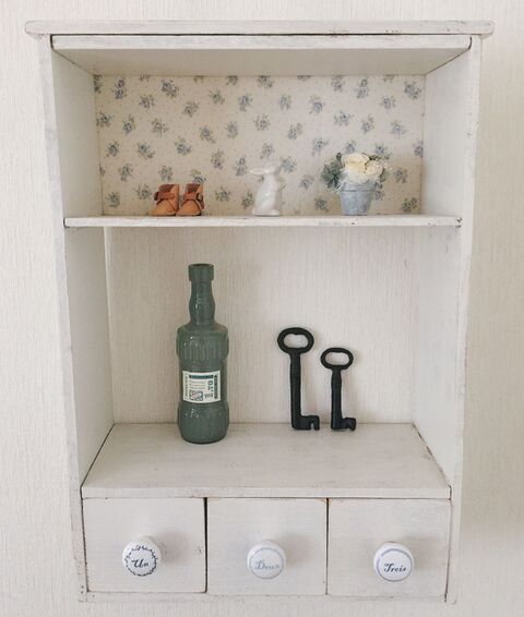 100均diy 100円商品だけでウォールシェルフ 暮らしニスタ 100均diy 100円商品だけでウォールシェルフ 暮らしニスタ