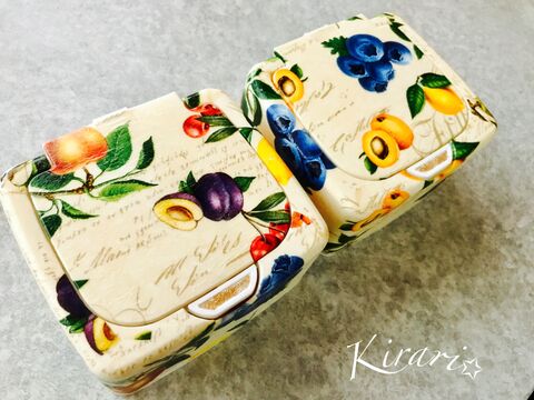100均のワンプッシュ小物ケースにデコパージュ 水で消せるチャコペン活用法も 暮らしニスタ