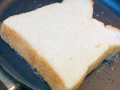 切り方で変わる トーストの1番美味しい食べ方 ちぎり食パン 暮らしニスタ