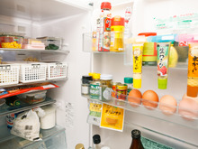 コジマジックの100均収納術で冷蔵庫のすき間を徹底活用！
