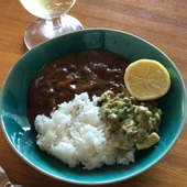 忙しい日の1人ランチにぴったり アボ納豆カレー