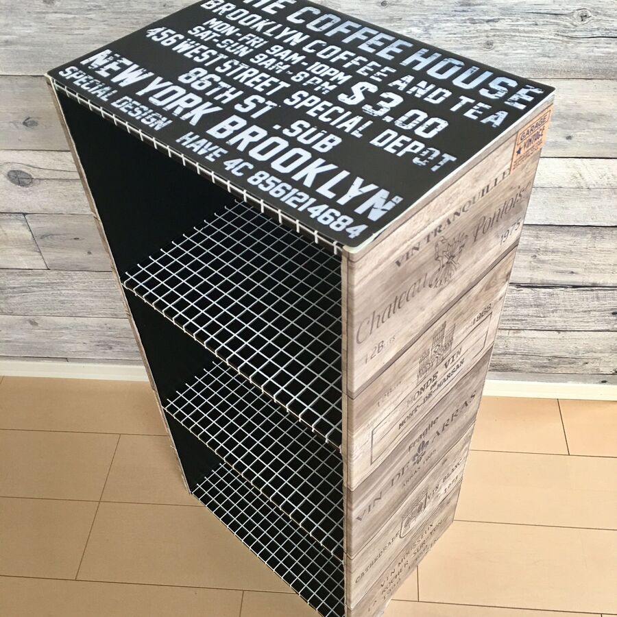 セリアの人気ブラックタイルシートと壁紙でカラーボックスをリメイク 暮らしニスタ セリアの人気ブラックタイルシートと壁紙でカラーボックスをリメイク 暮らしニスタ