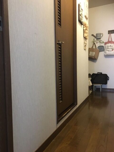 2種類リメイクシートでアクセントウォール風に 100均diy 暮らしニスタ 2種類リメイクシートでアクセントウォール風に 100均diy 暮らしニスタ