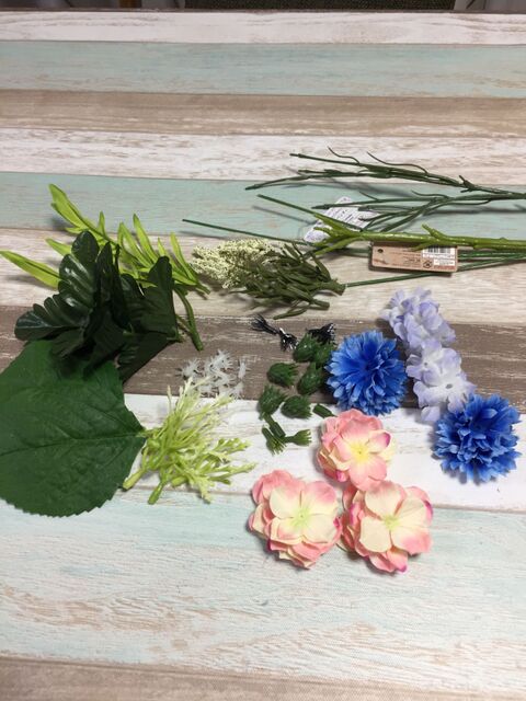 ダイソーの造花でお花ピアス 暮らしニスタ ダイソーの造花でお花ピアス 暮らしニスタ