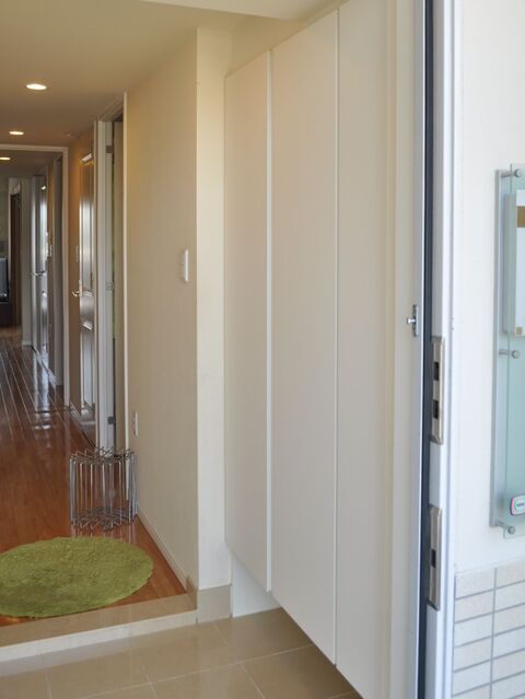 マンションの玄関収納 狭いながらも機能的に 暮らしニスタ マンションの玄関収納 狭いながらも機能的に 暮らしニスタ