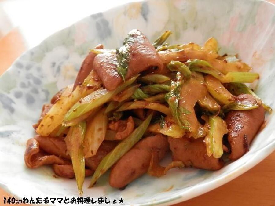 材料3つで簡単 こてっちゃんのセロリ炒め 暮らしニスタ 材料3つで簡単 こてっちゃんのセロリ炒め 暮らしニスタ