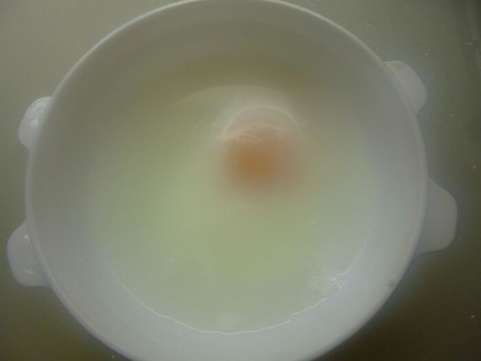 温泉卵は１００均で買ったグッズで作る。