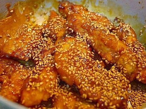 しっとり柔らか 鶏ムネ肉で甘辛チキンスティック 全国スーパーマーケット販促物掲載レシピ 暮らしニスタ