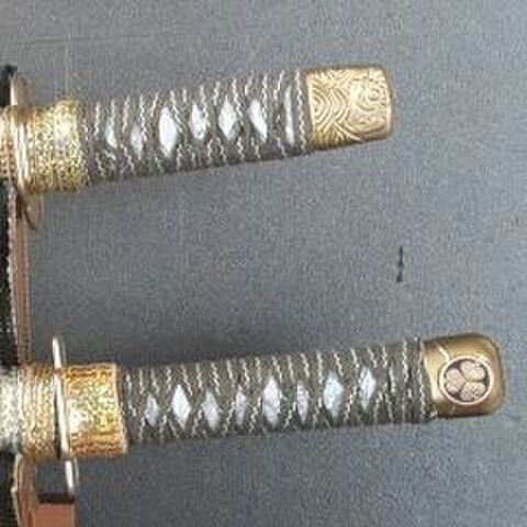 100均の材料で作った刀飾りと刀置き台 暮らしニスタ 100均の材料で作った刀飾りと刀置き台 暮らしニスタ