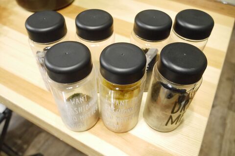 冷蔵庫のドアポケットは 100均容器で可愛く保存 暮らしニスタ
