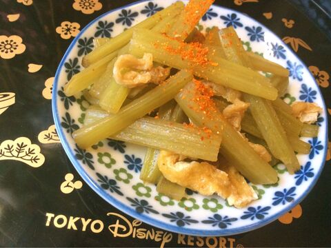 秋田ふきの 風味を楽しむ 簡単炒め 暮らしニスタ