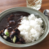 キャンパーたちをとりこにした味をアレンジ！ 赤貝カレー