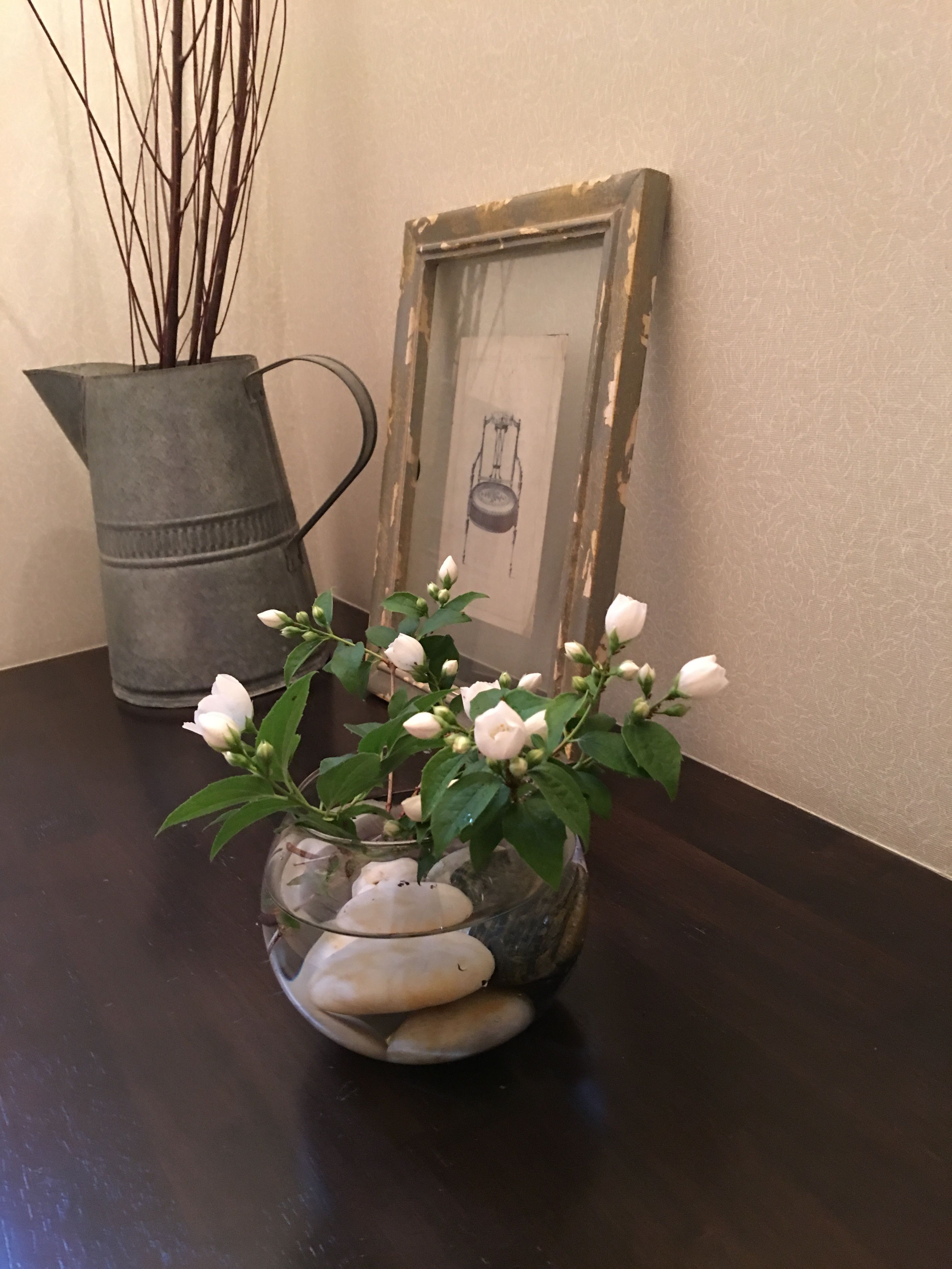 100均グッズを利用して花を素敵に飾るアレンジ術 暮らしニスタ