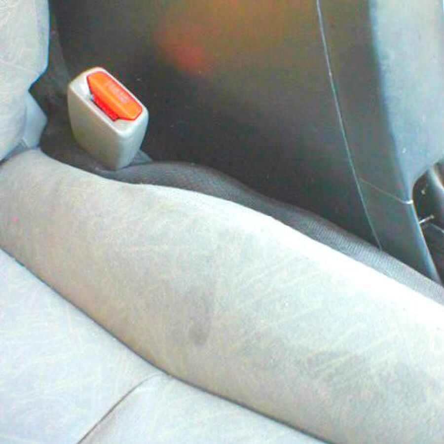 もう落ちない セリア 自動車シートのスキマ埋めクッション 暮らしニスタ もう落ちない セリア 自動車シートのスキマ埋めクッション 暮らしニスタ