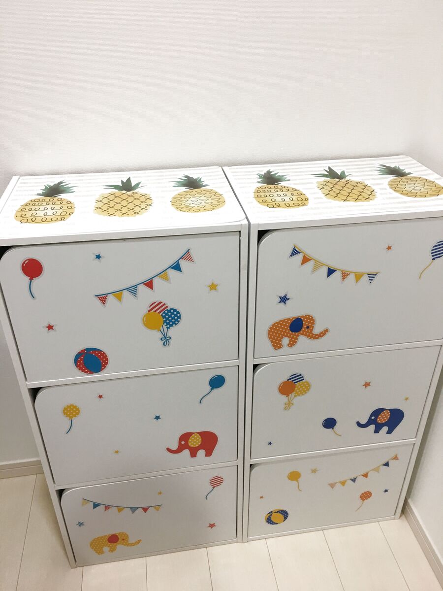 100均も活用 カラーボックス用扉 目隠し の作り方と付け方 すのこやコルクボードでおしゃれに 暮らしニスタ