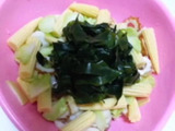 余ったブロッコリーの茎で、サラダ作り♪