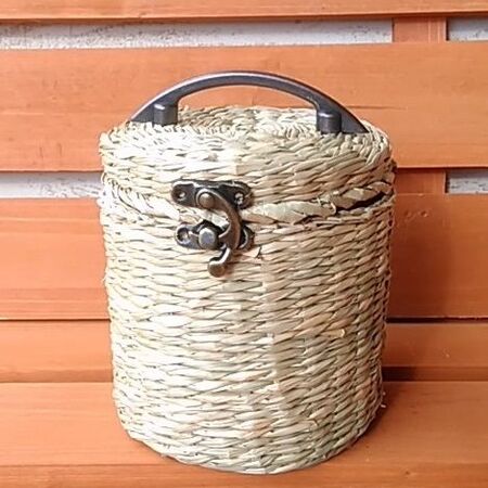 セリアの「い草バスケット」で作る♡小さなかごバッグその2(^^♪☆蓋つきかごバッグ