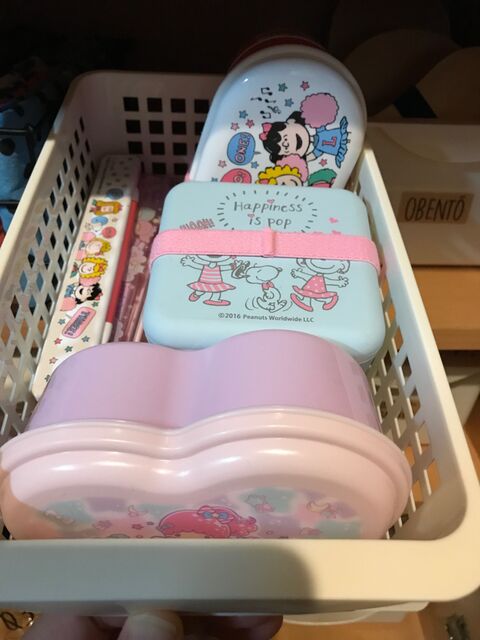 お弁当箱は100均のboxに入れるだけ収納 暮らしニスタ お弁当箱は100均のboxに入れるだけ収納 暮らしニスタ