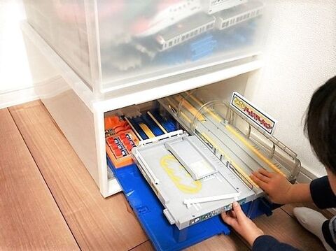 無印のケースがピッタリ 子供が 片づけたくなる プラレール収納 暮らしニスタ 無印のケースがピッタリ 子供が 片づけたくなる プラレール収納 暮らしニスタ