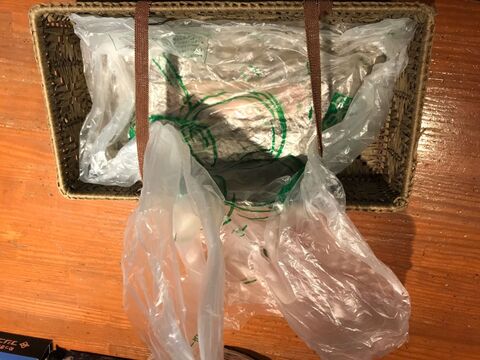 100均ティッシュケースで簡単 便利 次々取り出せるレジ袋収納 暮らしニスタ 100均ティッシュケースで簡単 便利 次々取り出せるレジ袋収納 暮らしニスタ