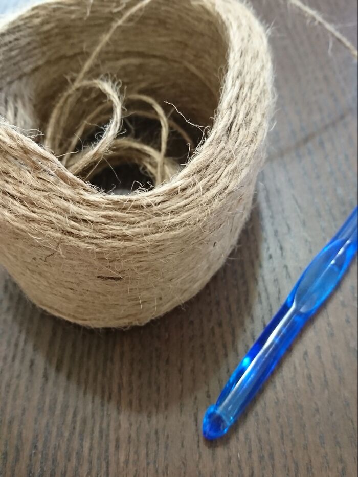 麻糸を編む