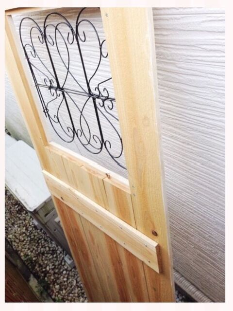 Diyで作ったお庭のアクセントドア 暮らしニスタ Diyで作ったお庭のアクセントドア 暮らしニスタ