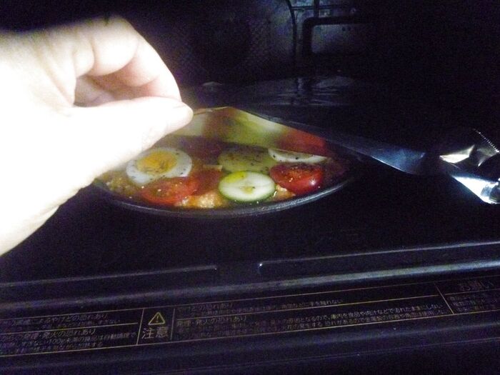 温めたオーブントースターで焼く。
