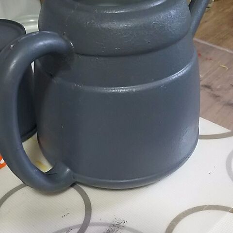 100円ショップのプラスチック水差しをリメイク ペンキの調合で実験に挑戦です 暮らしニスタ 100円ショップのプラスチック水差しをリメイク ペンキの調合で実験に挑戦です 暮らしニスタ