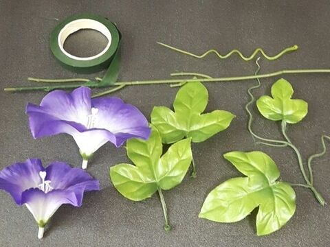 100均のワイヤーネットを使って 朝顔の鉢植え飾りが 簡単に 作れます 暮らしニスタ 100均のワイヤーネットを使って 朝顔の鉢植え飾りが 簡単に 作れます 暮らしニスタ