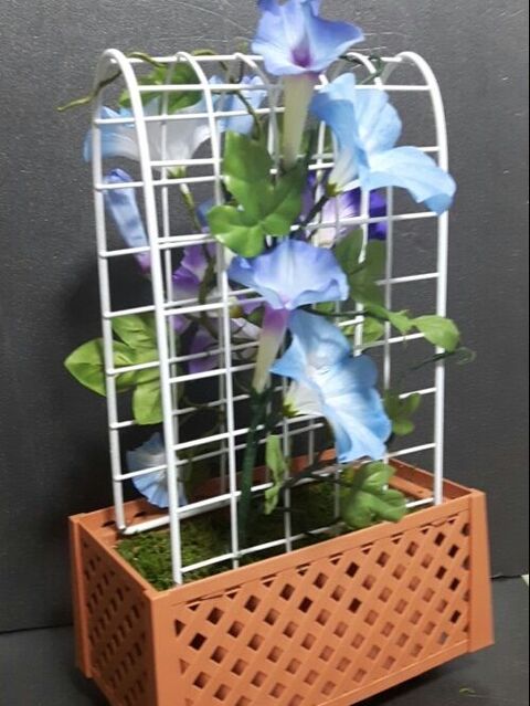 100均のワイヤーネットを使って 朝顔の鉢植え飾りが 簡単に 作れます 暮らしニスタ 100均のワイヤーネットを使って 朝顔の鉢植え飾りが 簡単に 作れます 暮らしニスタ