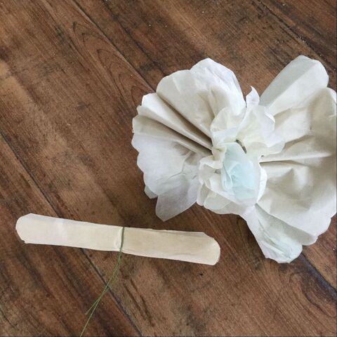 安くて簡単にできるペーパーナプキンフラワーを飾ろう 暮らしニスタ 安くて簡単にできるペーパーナプキンフラワーを飾ろう 暮らしニスタ