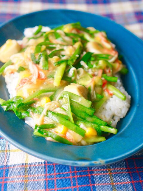 コーンクリーム缶を使って 簡単美味しい中華丼 暮らしニスタ