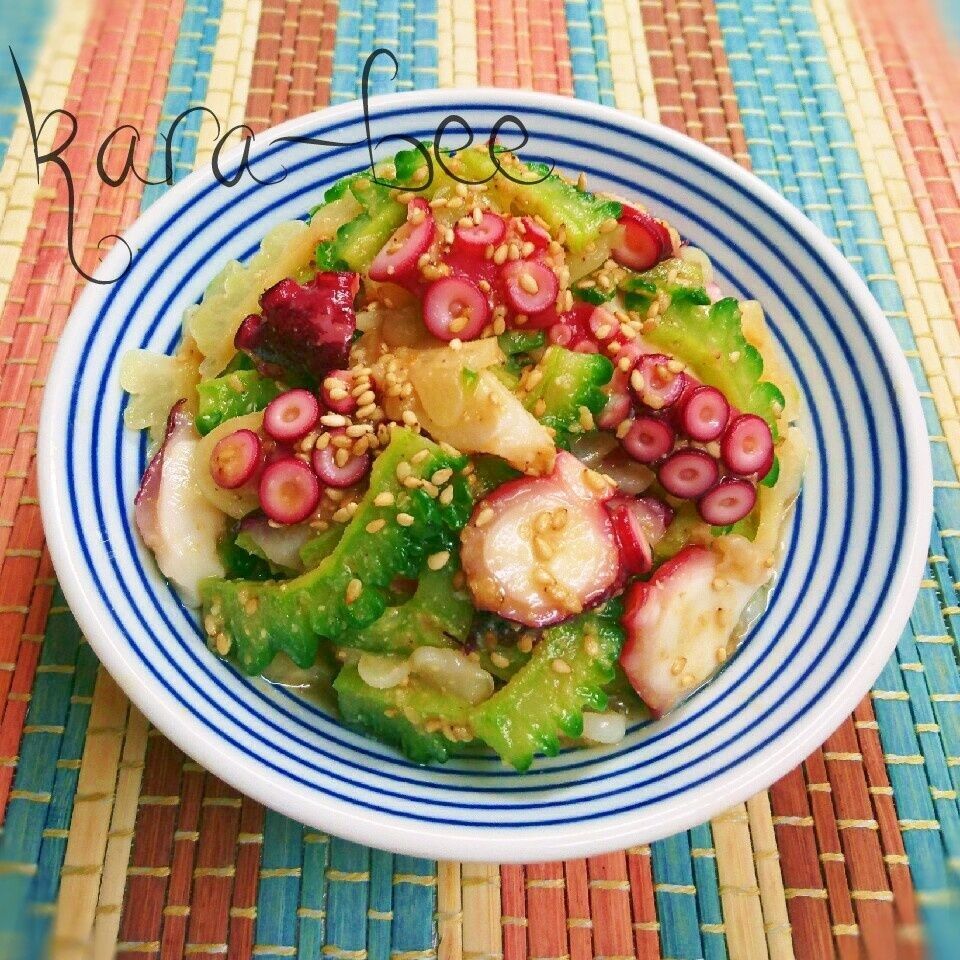 レンジで時短!サッパリ爽やか♡タコとゴーヤの胡麻酢味噌和え