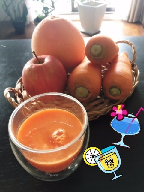 人参 りんご ピンクグレープフルーツの生搾りジュース 暮らしニスタ 人参 りんご ピンクグレープフルーツの生搾りジュース 暮らしニスタ