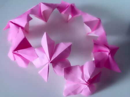 折り紙で簡単☆モアナ風 花かんむり